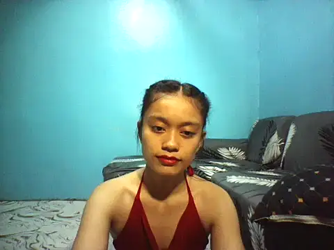 Snapshot of prettymomxoxo chatting on June 7, 2026, 3:27 pm prettymomxoxo online show from June 7, 2026, 3:27 pm