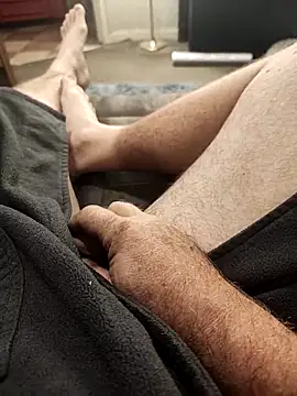 hubbyfun19 online show from November 10, 2025, 6:12 am