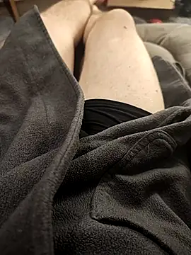 hubbyfun19 online show from November 16, 2025, 6:41 am