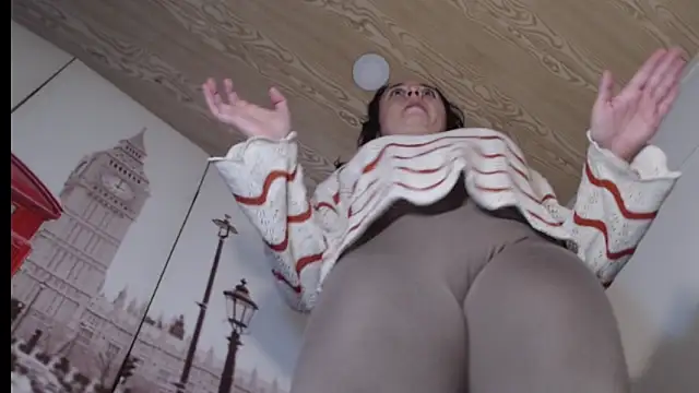 Milf Valeria online show from February 10, 2026, 3:05 pm