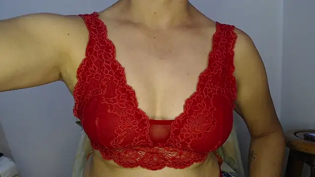 Milf Valeria online show from July 8, 2026, 4:22 pm