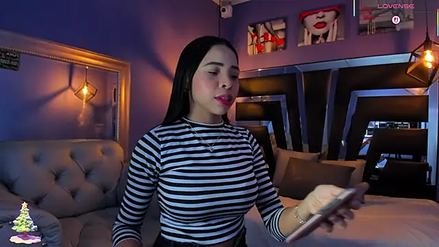 anne-brown13 online show from December 4, 2025, 1:42 pm