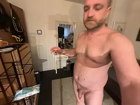 Dilfcam101 online show from March 19, 2026, 6:28 am