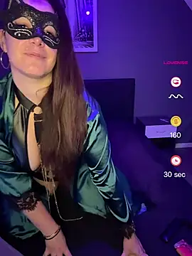 masked lena online show from May 18, 2026, 4:24 pm