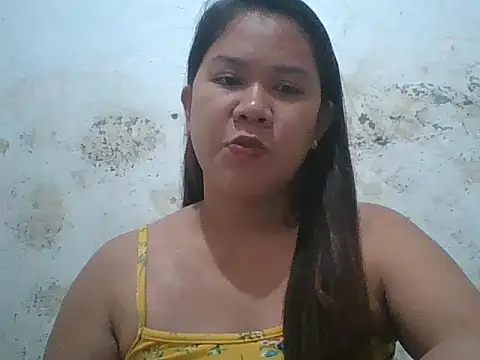 Bhubbles888 online show from October 18, 2025, 12:39 pm