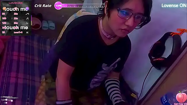 Ftm Bunny online show from January 8, 2026, 4:42 pm