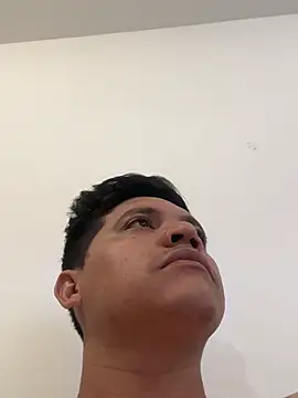 michael877675 online show from March 25, 2026, 5:46 am