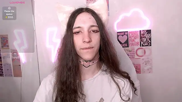 SilverMuse online show from March 12, 2026, 11:00 pm