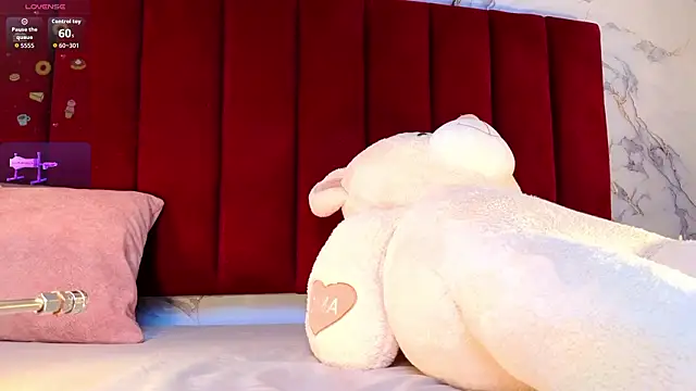 Snapshot of PrincePoppy chatting on February 11, 2026, 9:31 pm PrincePoppy online show from February 11, 2026, 9:31 pm