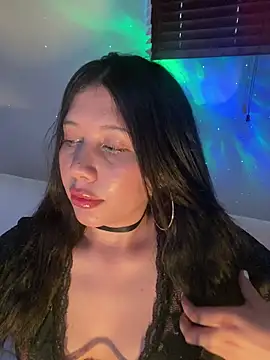 snow doll online show from October 10, 2025, 8:41 pm