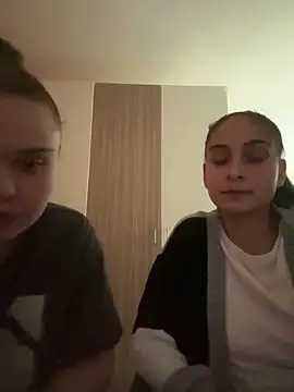 FemmeAffair online show from February 4, 2026, 11:31 pm