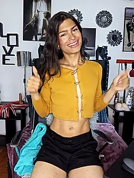 LunarisSmith online show from April 22, 2026, 2:51 pm