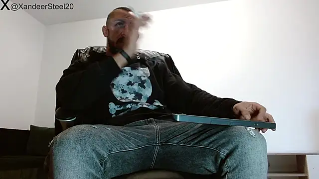 Xandeer Steel online show from October 3, 2025, 5:48 am