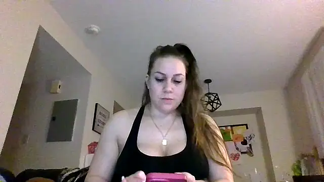 Snapshot of thedevinemama chatting on February 20, 2026, 3:03 am thedevinemama online show from February 20, 2026, 3:03 am