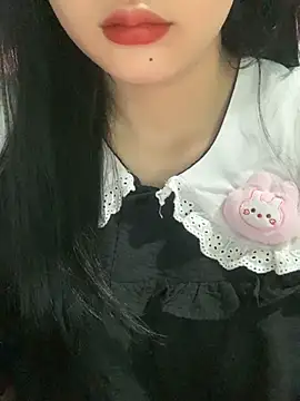 Linhtruong  online show from November 17, 2025, 12:49 am