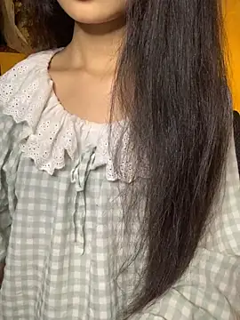 Snapshot of Nhinhi18 chatting on September 9, 2025, 3:22 pm Nhinhi18 online show from September 9, 2025, 3:22 pm