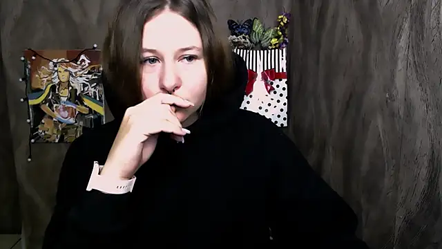 Snapshot of Linda_S_ chatting on September 25, 2025, 9:13 am Linda S online show from September 25, 2025, 9:13 am