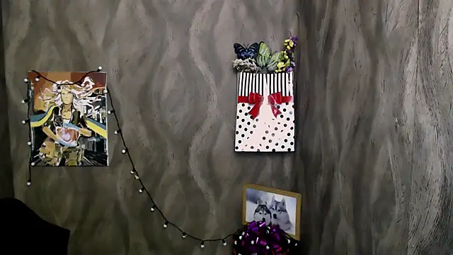 Snapshot of Linda_S_ chatting on September 27, 2025, 9:14 am Linda S online show from September 27, 2025, 9:14 am