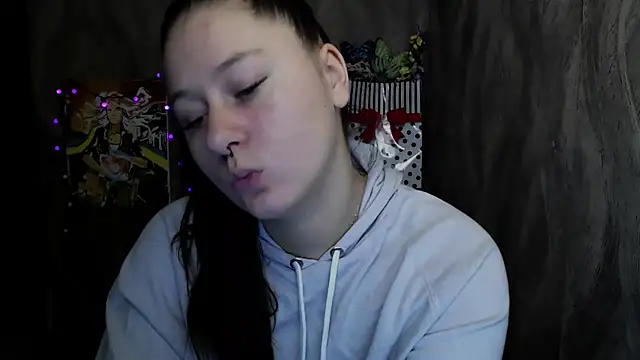 Snapshot of Linda_S_ chatting on November 11, 2025, 4:18 pm Linda S online show from November 11, 2025, 4:18 pm