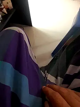 hackyourpussyxh online show from October 7, 2025, 6:54 am