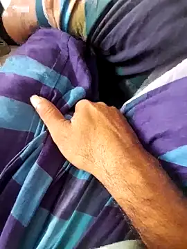 hackyourpussyxh online show from October 17, 2025, 2:26 am