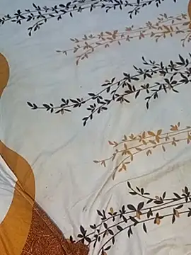 hackyourpussyxh online show from March 26, 2026, 6:35 pm