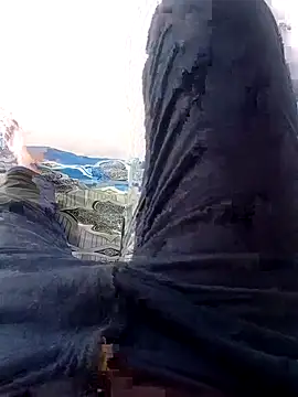 hackyourpussyxh online show from April 5, 2026, 10:12 am