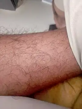 hackyourpussyxh online show from April 7, 2026, 7:09 am