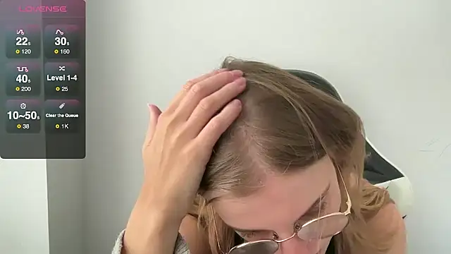 BustyKellyXXX online show from September 16, 2025, 9:10 am