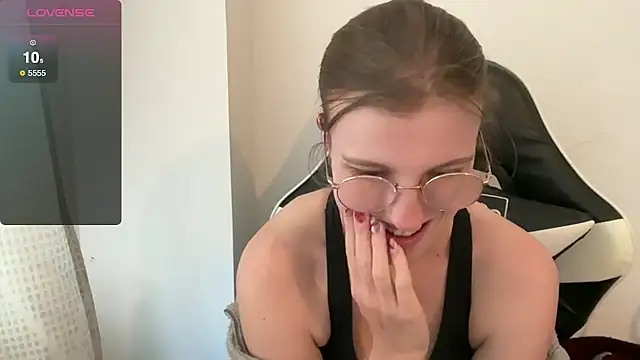 BustyKellyXXX online show from December 19, 2025, 12:45 pm