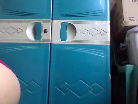 mommasexy29 online show from September 29, 2025, 5:01 am