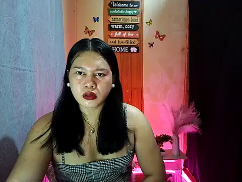 mika lover online show from September 22, 2025, 10:06 am