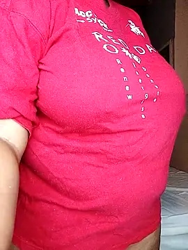 Moretl online show from October 20, 2025, 9:04 pm