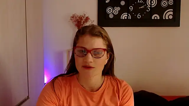 Camila-ventura online show from January 14, 2026, 7:08 pm