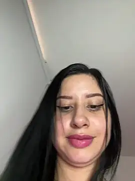 Snapshot of lucy_grey25 chatting on March 10, 2026, 3:17 pm lucy grey25 online show from March 10, 2026, 3:17 pm