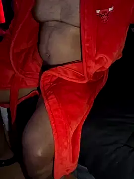 GQ9inchs online show from September 30, 2025, 3:55 am