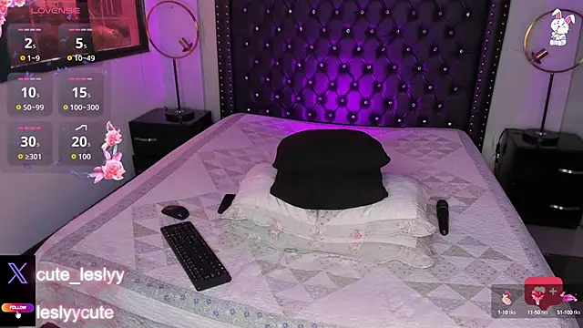 lesly cutee online show from October 10, 2025, 12:37 pm