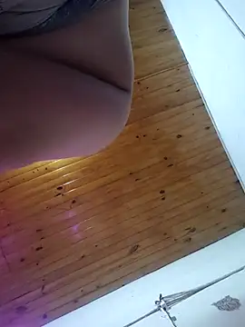 Dulceluz 420 online show from December 3, 2025, 7:05 am