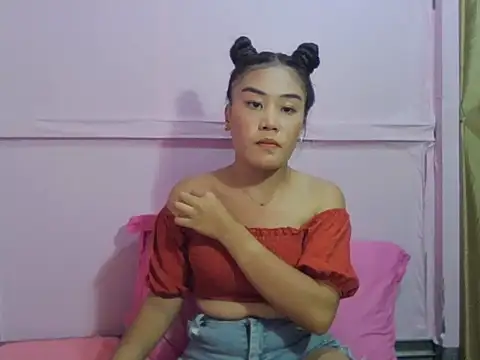 YourWildestDoll online show from February 22, 2026, 10:36 am