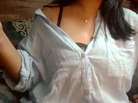 sassylisa online show from May 4, 2026, 9:00 pm