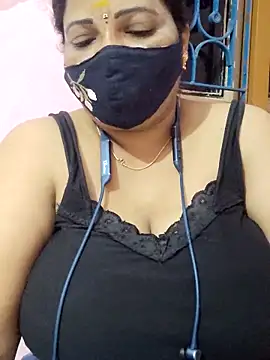 lathikaqueentamil online show from September 10, 2025, 5:35 pm