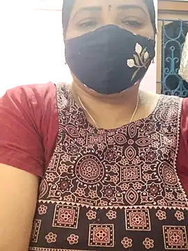 lathikaqueentamil online show from October 5, 2025, 5:00 pm