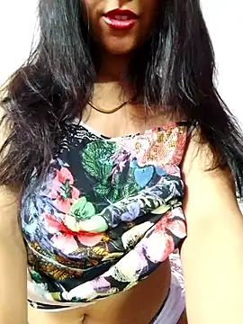 Princessa05 online show from October 28, 2025, 1:25 pm