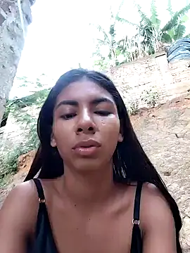 chaparritahot99 online show from November 5, 2025, 11:43 am