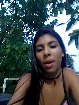 chaparritahot99 online show from February 14, 2026, 11:01 pm