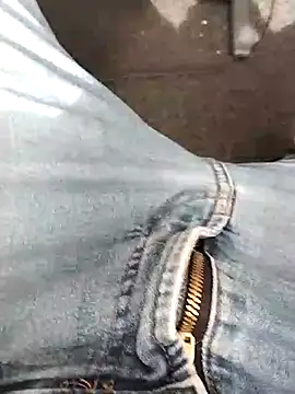 Snapshot of Ajayy01 chatting on September 11, 2025, 10:15 am Ajayy01 online show from September 11, 2025, 10:15 am