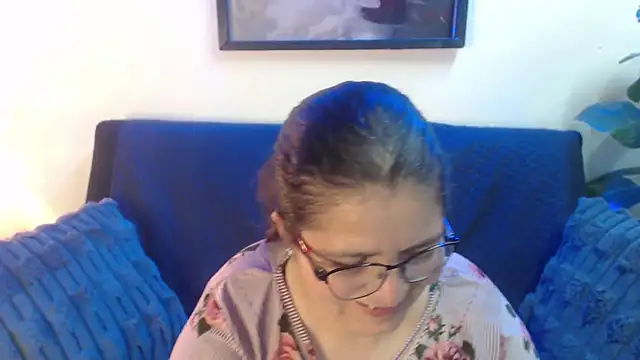 Snapshot of Linda_banks_ chatting on February 15, 2026, 1:46 am Linda banks online show from February 15, 2026, 1:46 am