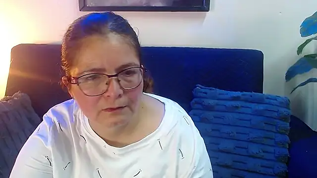 Snapshot of Linda_banks_ chatting on June 21, 2026, 1:30 am Linda banks online show from June 21, 2026, 1:30 am