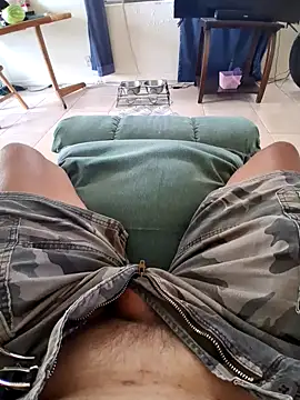 Snapshot of pullitoff chatting on September 14, 2025, 1:54 pm pullitoff online show from September 14, 2025, 1:54 pm