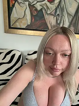 misstitmouseofficial online show from March 4, 2026, 12:11 pm